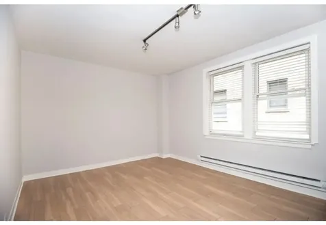 511 West Belmont Avenue Chicago IL 60657