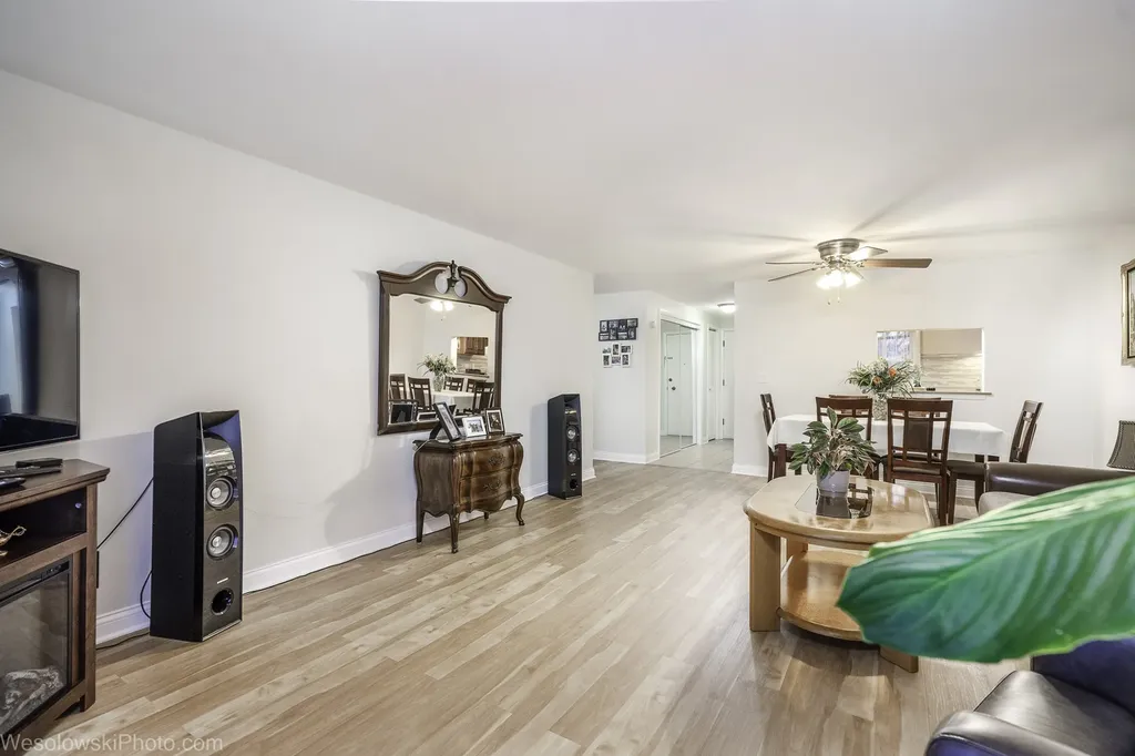6161 West Higgins Avenue Chicago IL 60630