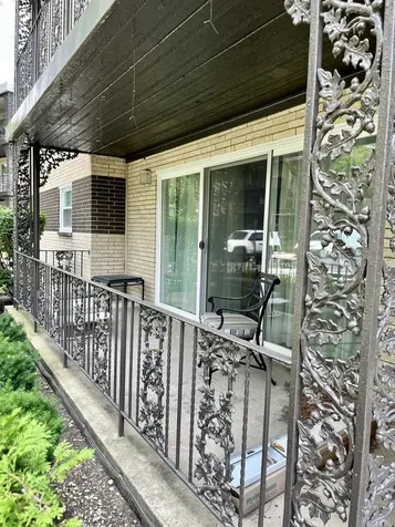 925 8TH Avenue La Grange IL 60625