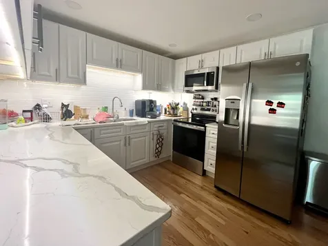 925 8TH Avenue La Grange IL 60625