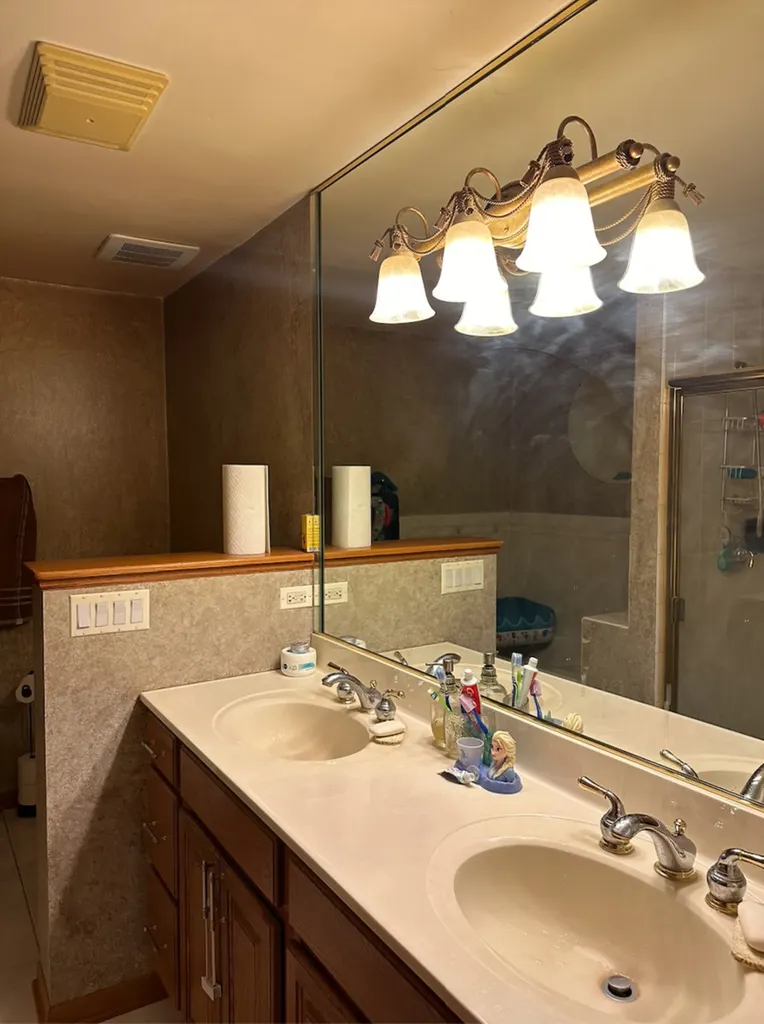 4533 Elm Avenue Brookfield IL 60513