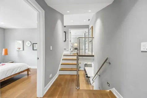 1209 Diane Lane Elk Grove Village IL 60007