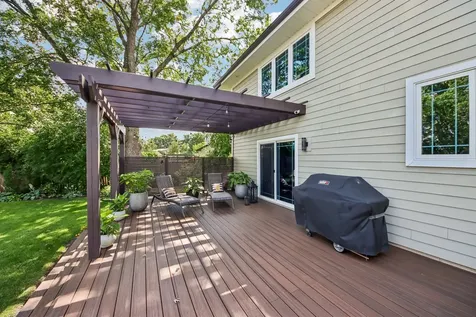 1209 Diane Lane Elk Grove Village IL 60007