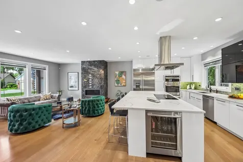 1209 Diane Lane Elk Grove Village IL 60007