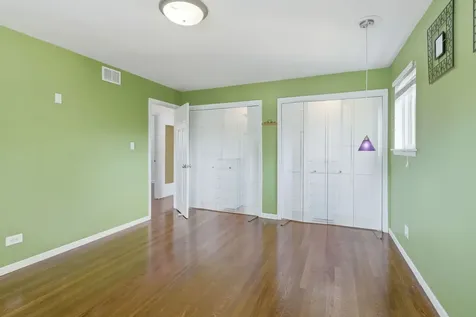 613 Leamington Avenue Wilmette IL 60091