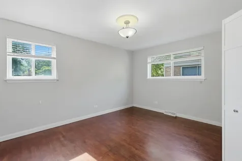 613 Leamington Avenue Wilmette IL 60091
