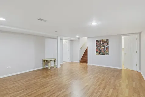 613 Leamington Avenue Wilmette IL 60091