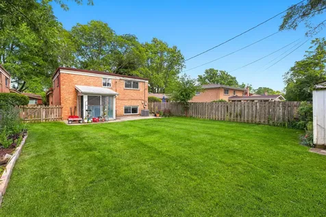613 Leamington Avenue Wilmette IL 60091