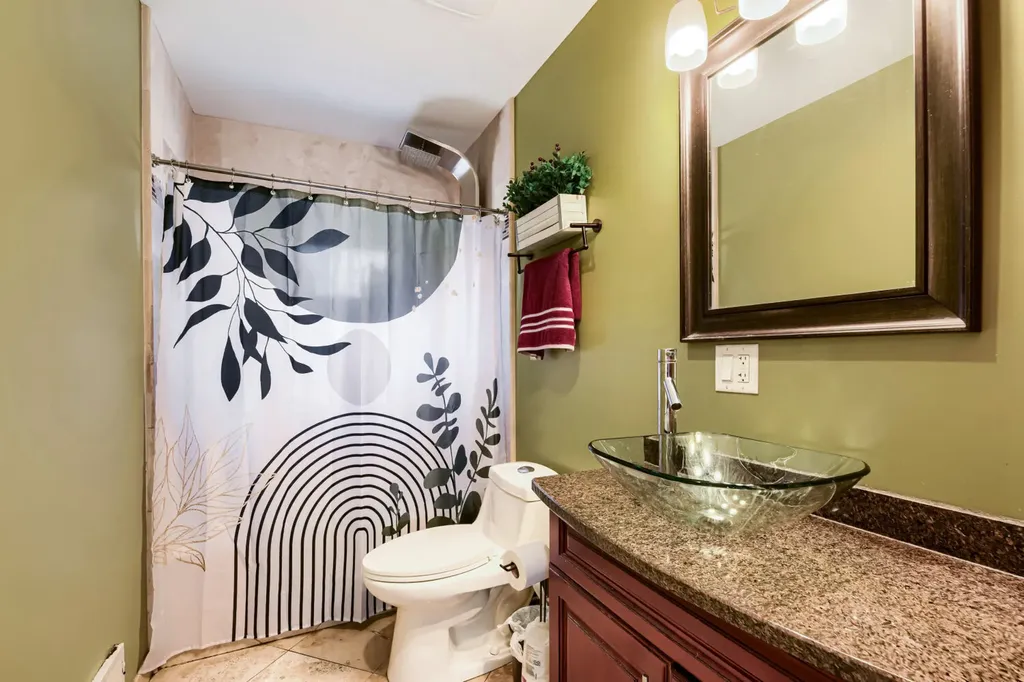5048 South Leamington Avenue Chicago IL 60638