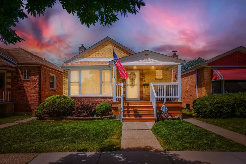 5048 South Leamington Avenue Chicago IL 60638