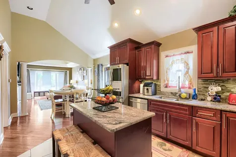 5048 South Leamington Avenue Chicago IL 60638