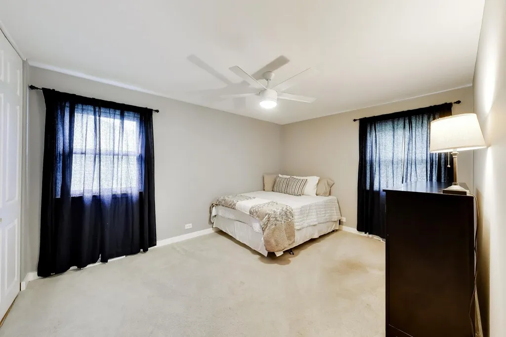 1430 Sequoia Lane Darien IL 60561