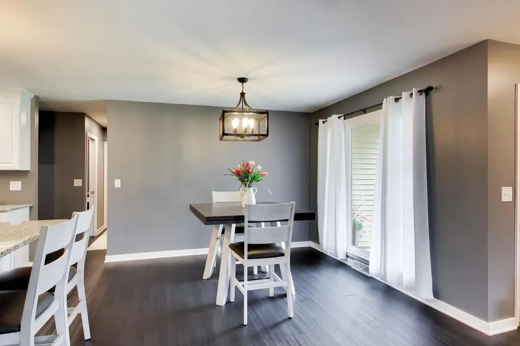 1430 Sequoia Lane Darien IL 60561