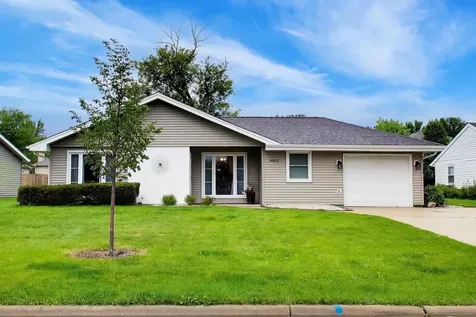 1430 Sequoia Lane Darien IL 60561
