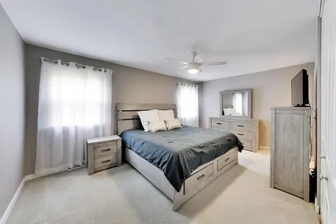 1430 Sequoia Lane Darien IL 60561