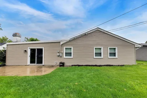 1430 Sequoia Lane Darien IL 60561