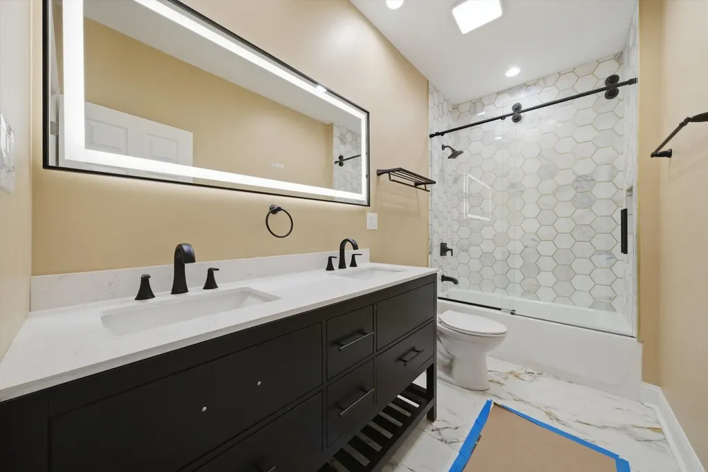 2600 West 25th Street Chicago IL 60608