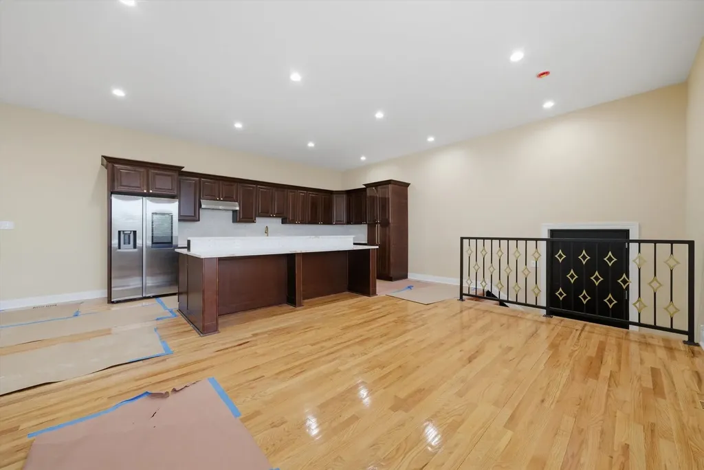 2600 West 25th Street Chicago IL 60608