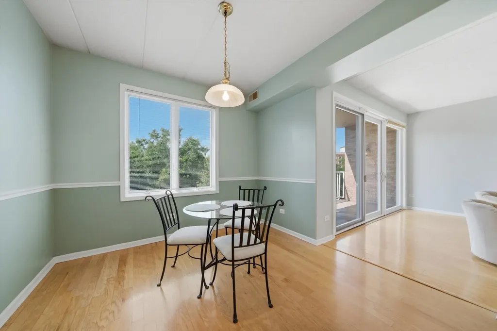 1761 Pavilion Way Park Ridge IL 60068