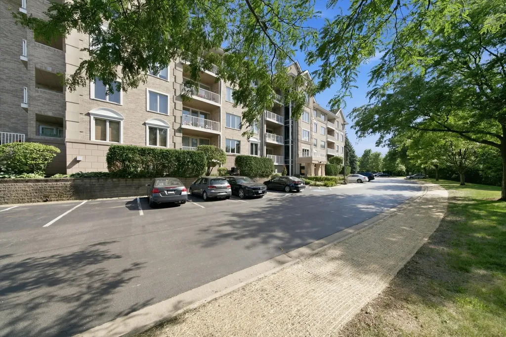 1761 Pavilion Way Park Ridge IL 60068