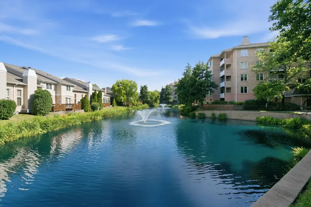 1761 Pavilion Way Park Ridge IL 60068