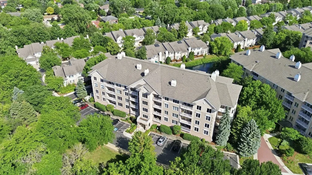 1761 Pavilion Way Park Ridge IL 60068