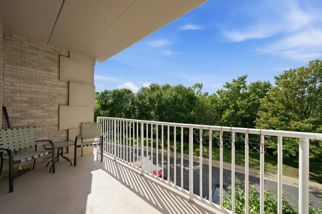 1761 Pavilion Way Park Ridge IL 60068