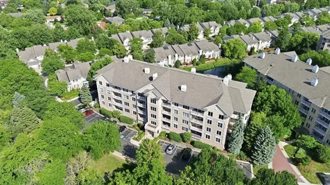 1761 Pavilion Way Park Ridge IL 60068