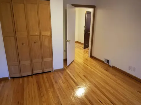 3728 North Wilton Avenue Chicago IL 60613