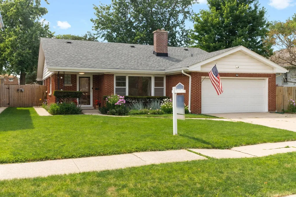 3326 Prairie Avenue Brookfield IL 60513