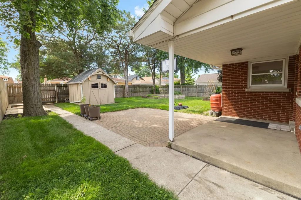 3326 Prairie Avenue Brookfield IL 60513