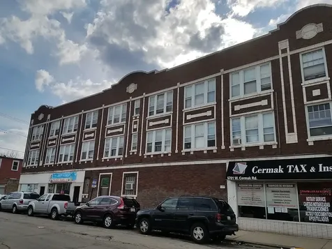 2206 South 57th Avenue Cicero IL 60804