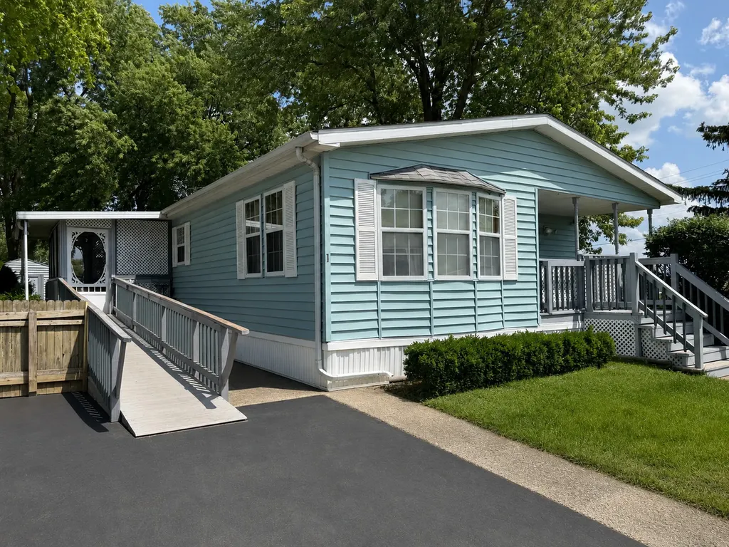 1 Apple Lane Bourbonnais IL 60914