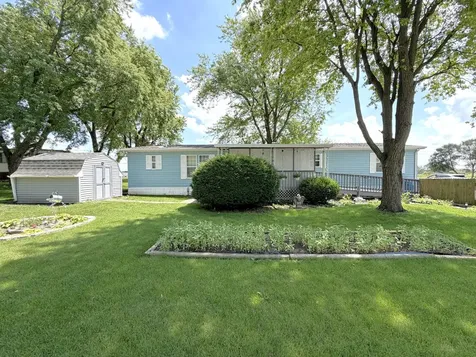 1 Apple Lane Bourbonnais IL 60914