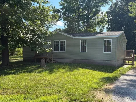 1609 North 11th Street Herrin IL 62948