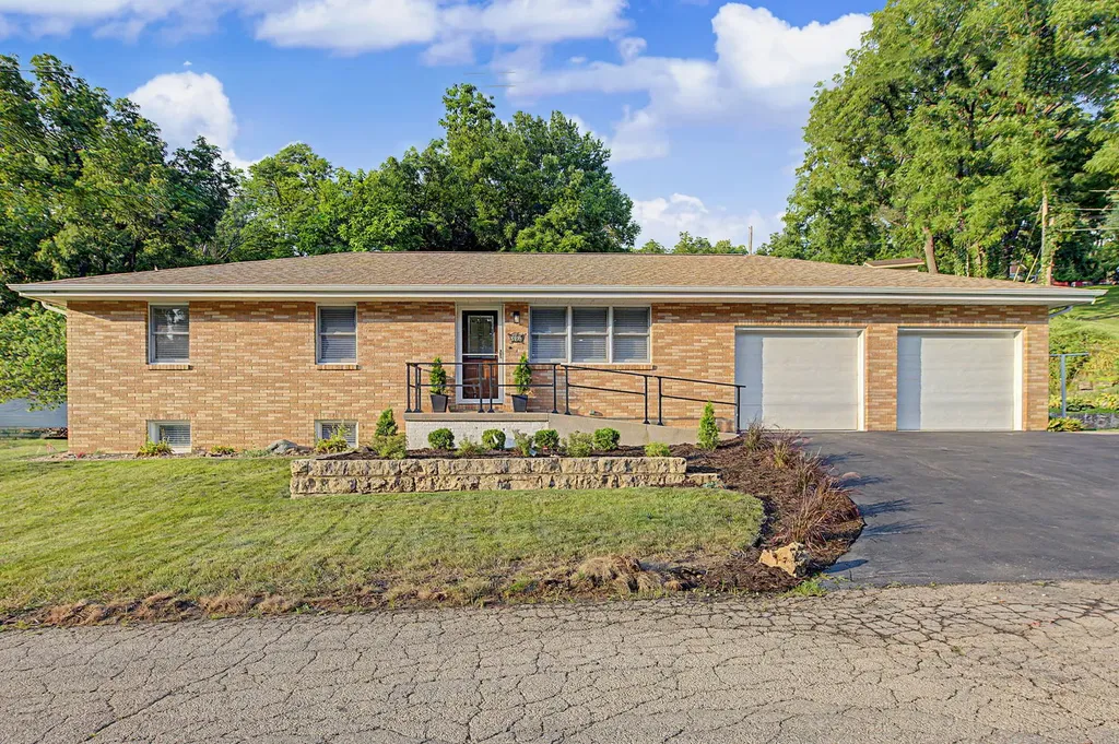 402 Boggess Street Galena IL 61036