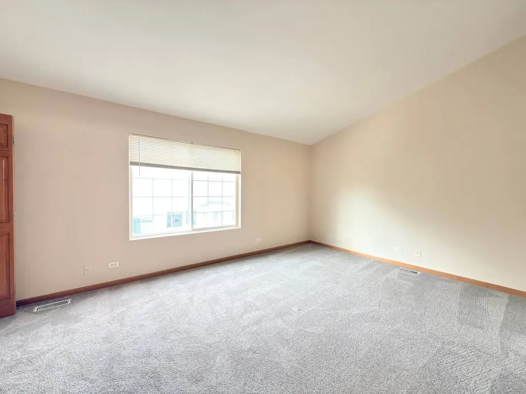 3192 Ketch Court Aurora IL 60503