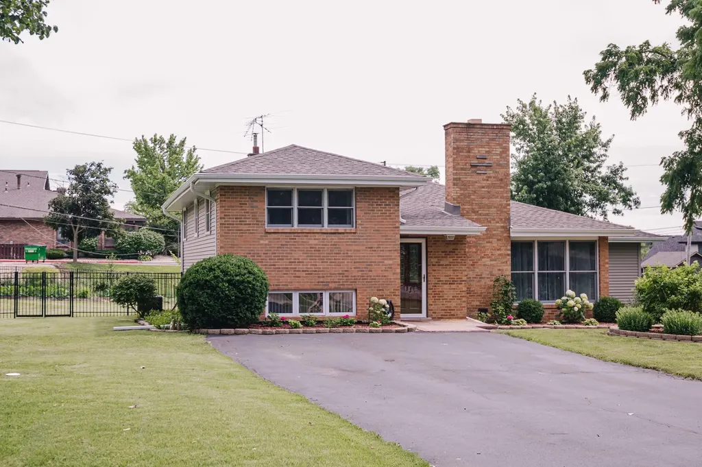 8827 West 131 Place Orland Park IL 60462