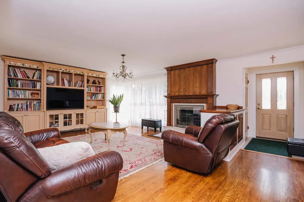 8827 West 131 Place Orland Park IL 60462