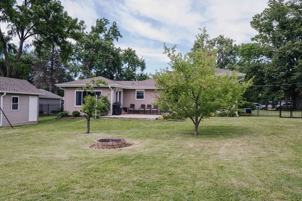 8827 West 131 Place Orland Park IL 60462