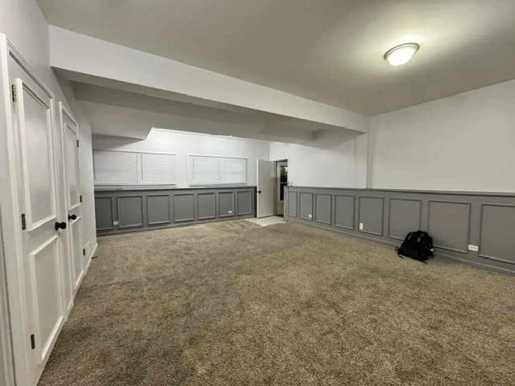 2S151 Avondale Lane Lombard IL 60148