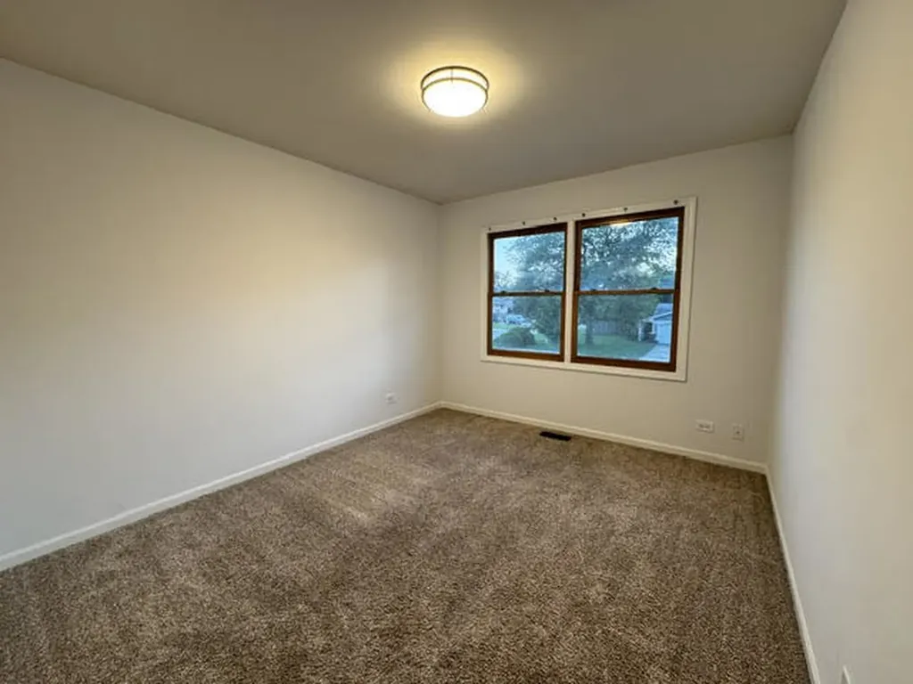 2S151 Avondale Lane Lombard IL 60148
