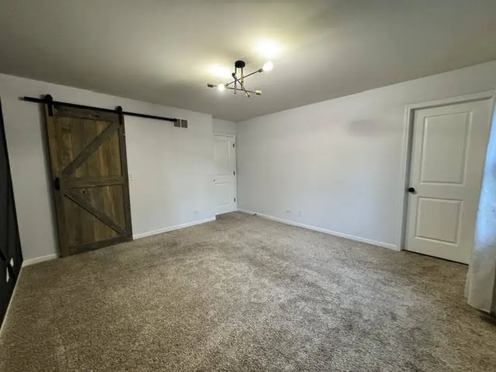 2S151 Avondale Lane Lombard IL 60148