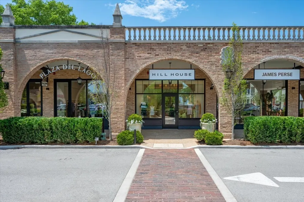 1630 Sheridan Road Wilmette IL 60091