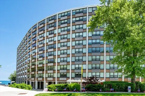 1630 Sheridan Road Wilmette IL 60091