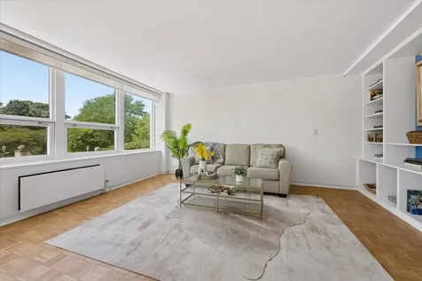 1630 Sheridan Road Wilmette IL 60091