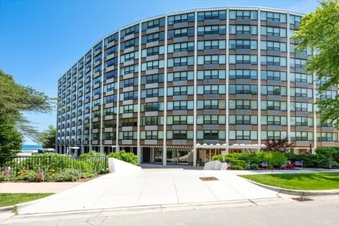 1630 Sheridan Road Wilmette IL 60091