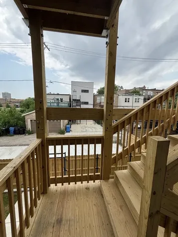 6042 South Eberhart Avenue Chicago IL 60637