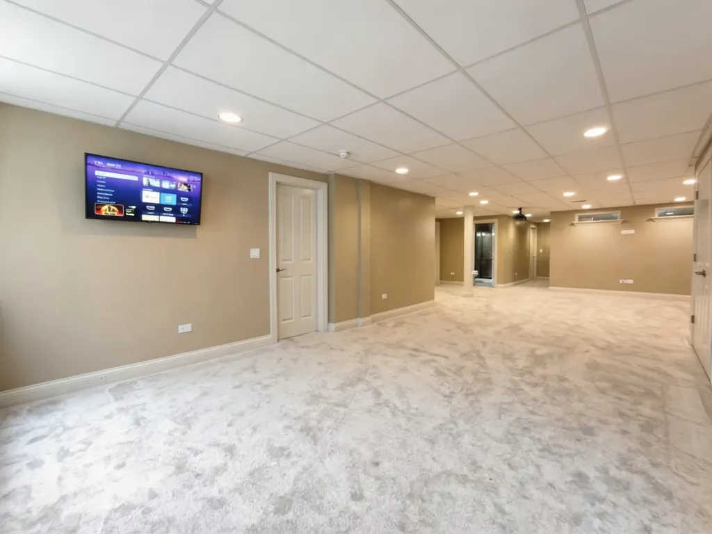 1404 Hatchwood Court Naperville IL 60565