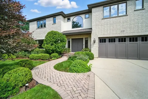2136 Brentwood Road Northbrook IL 60062